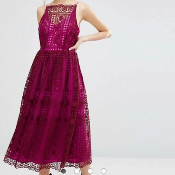 ASOS size 8 lined crochet lace midi fit and flare dress - Picture 9 of 10